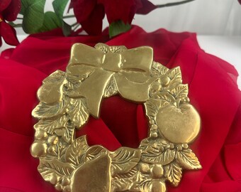 Suporte/Prato quente vintage em latão maciço com guirlanda de frutas para festas