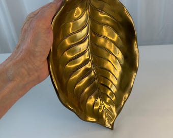 ヴィンテージ真鍮リーフディッシュ：MCMの小物入れ/キャンディボウル