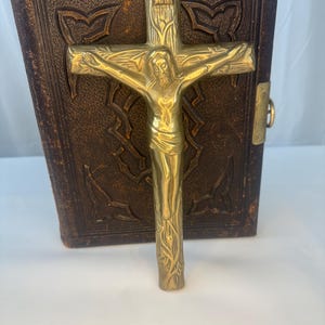Vintage Solid Brass Wall Cross/Crucifix/Religious Decor