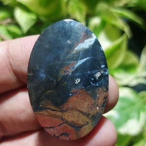 Cabochon di diaspro multicolore giavanese / pietra preziosa indonesiana