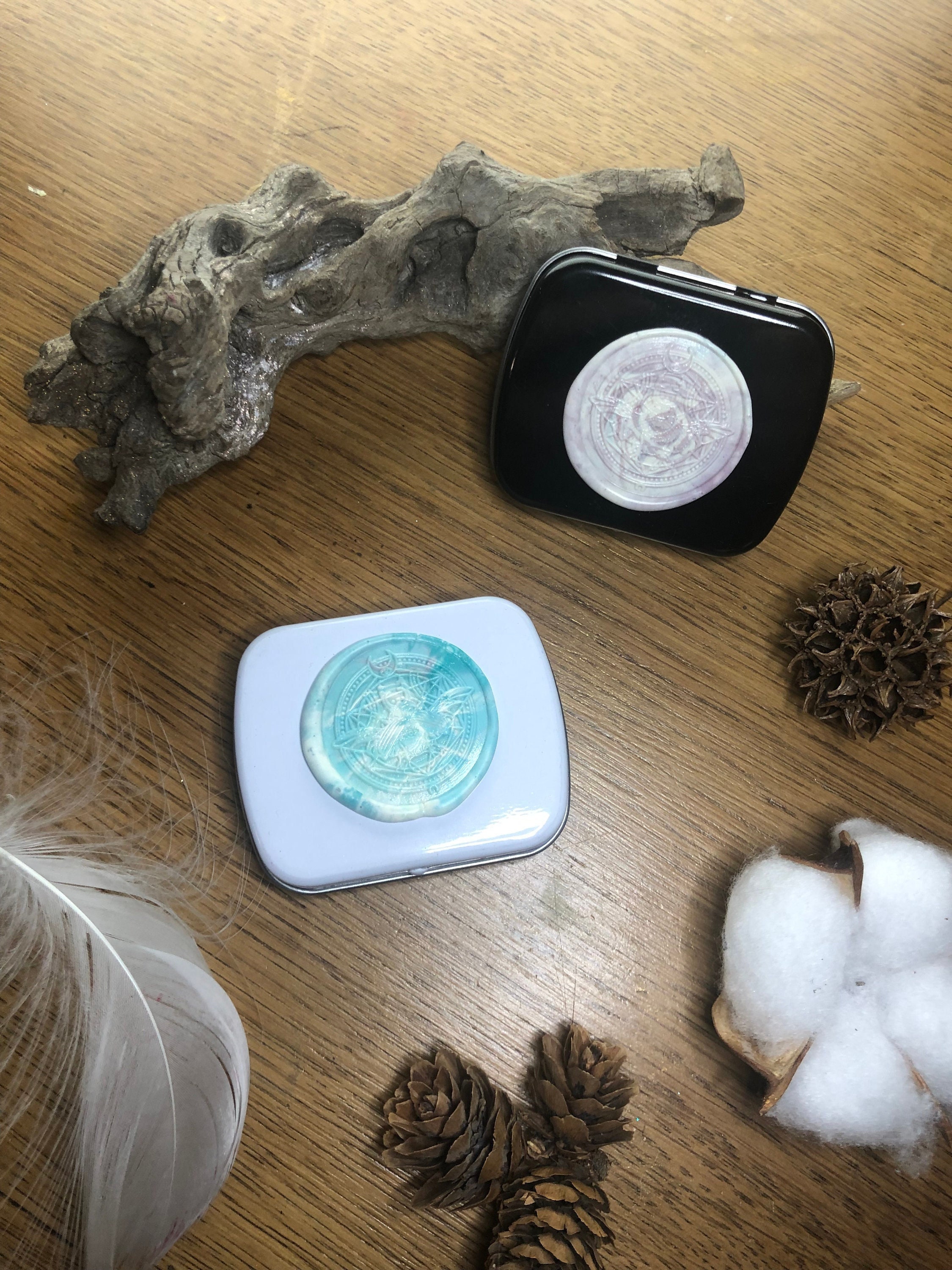 Petite Boîte en Métal