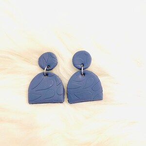 Stevie: Polymer Clay Dangle Textured Denim Blue 10mm Post