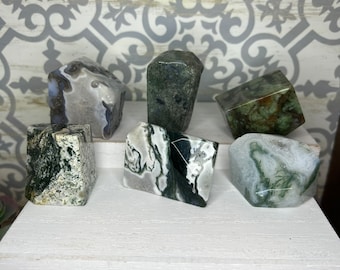 Moss Agate free form. Beautiful colors!
