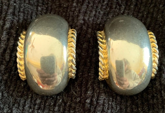 80s Silver Clip-on Earrings, Shield shape silvert… - image 1