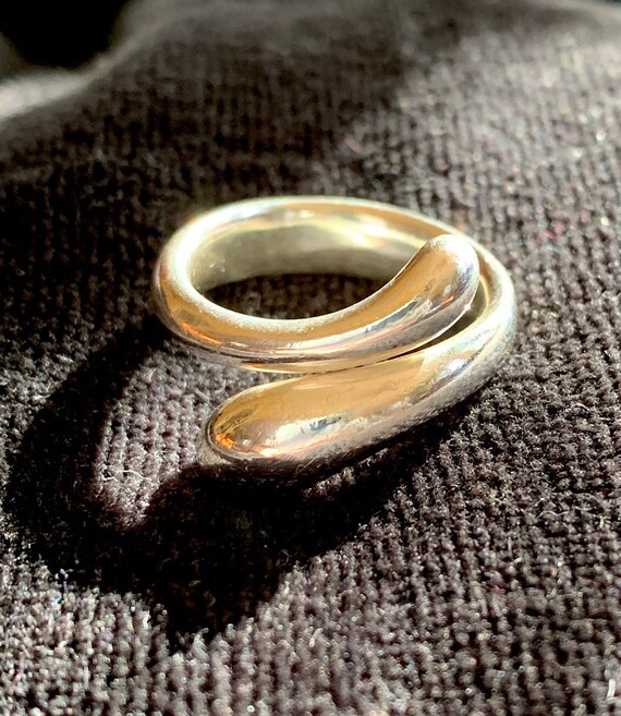 Tiffany teardrop deals ring
