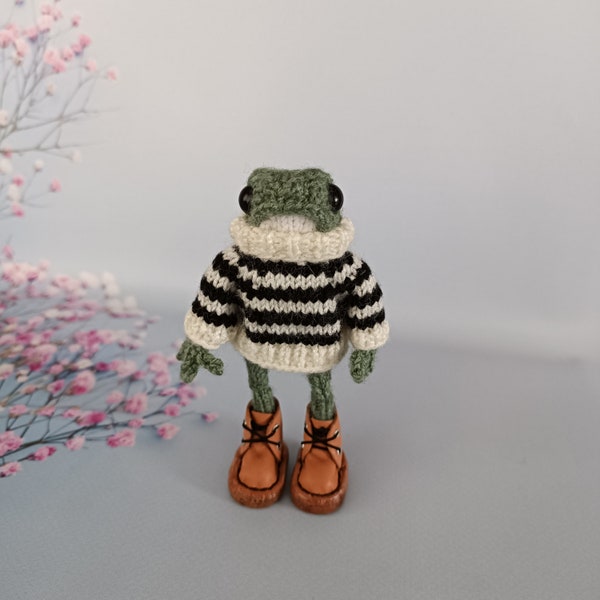 Netter reizender grüner Frosch, fertiges Spielzeug, kleiner Frosch häkeln Amigurumi Spielzeug, grüner Frosch, Amigurumi-Puppe