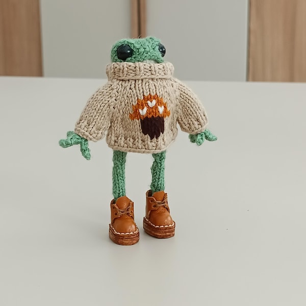 Handmade knitted Frog Plush Toy, Amigurumi Animal with Sweater
