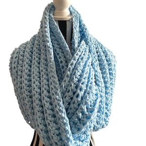 Oversized Chunky Ribbed Crochet Scarf/Light Blue