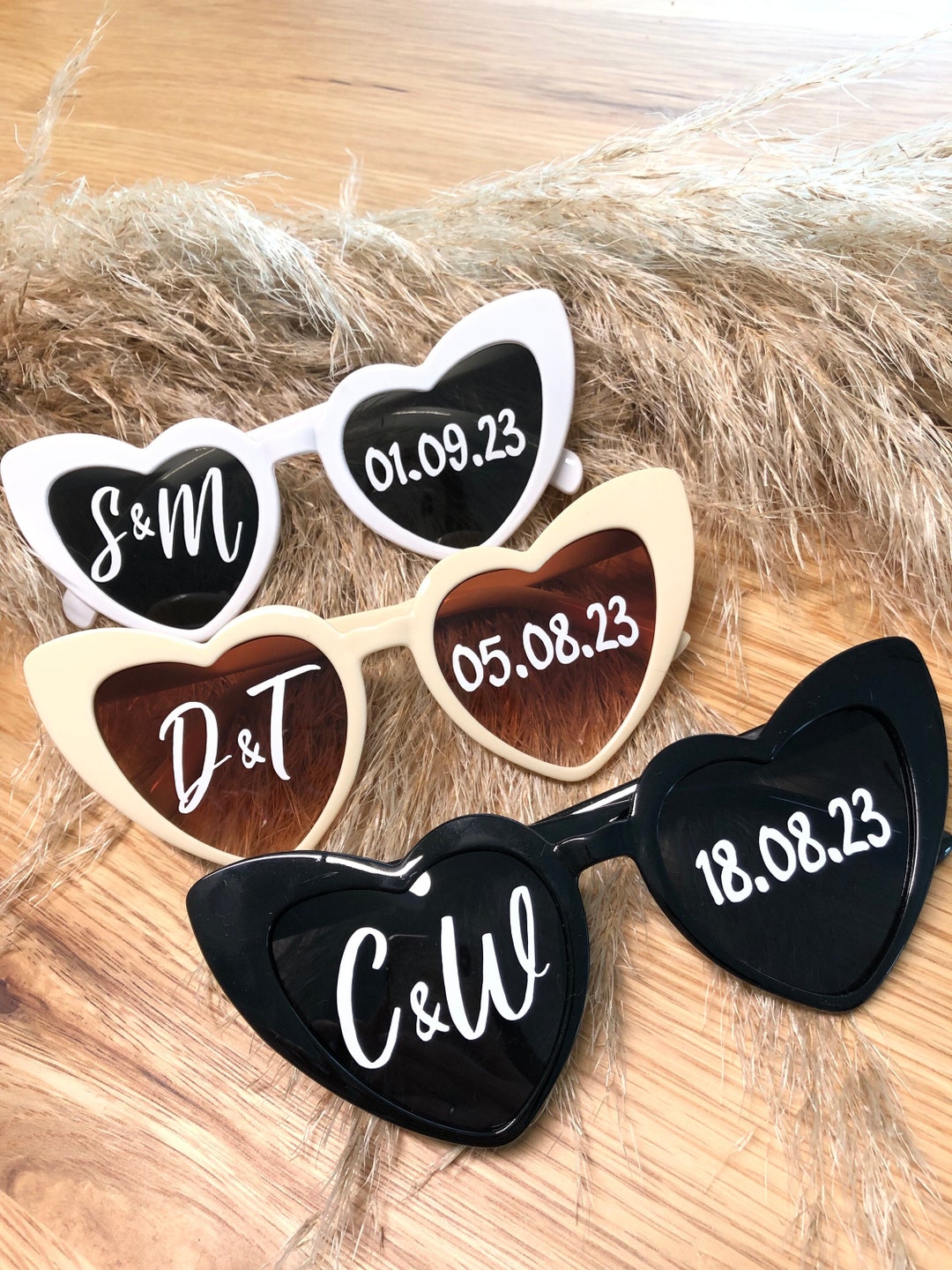 Herzsonnenbrille personalisiert. Deine Liebe im Sonnenlicht/Blickfang