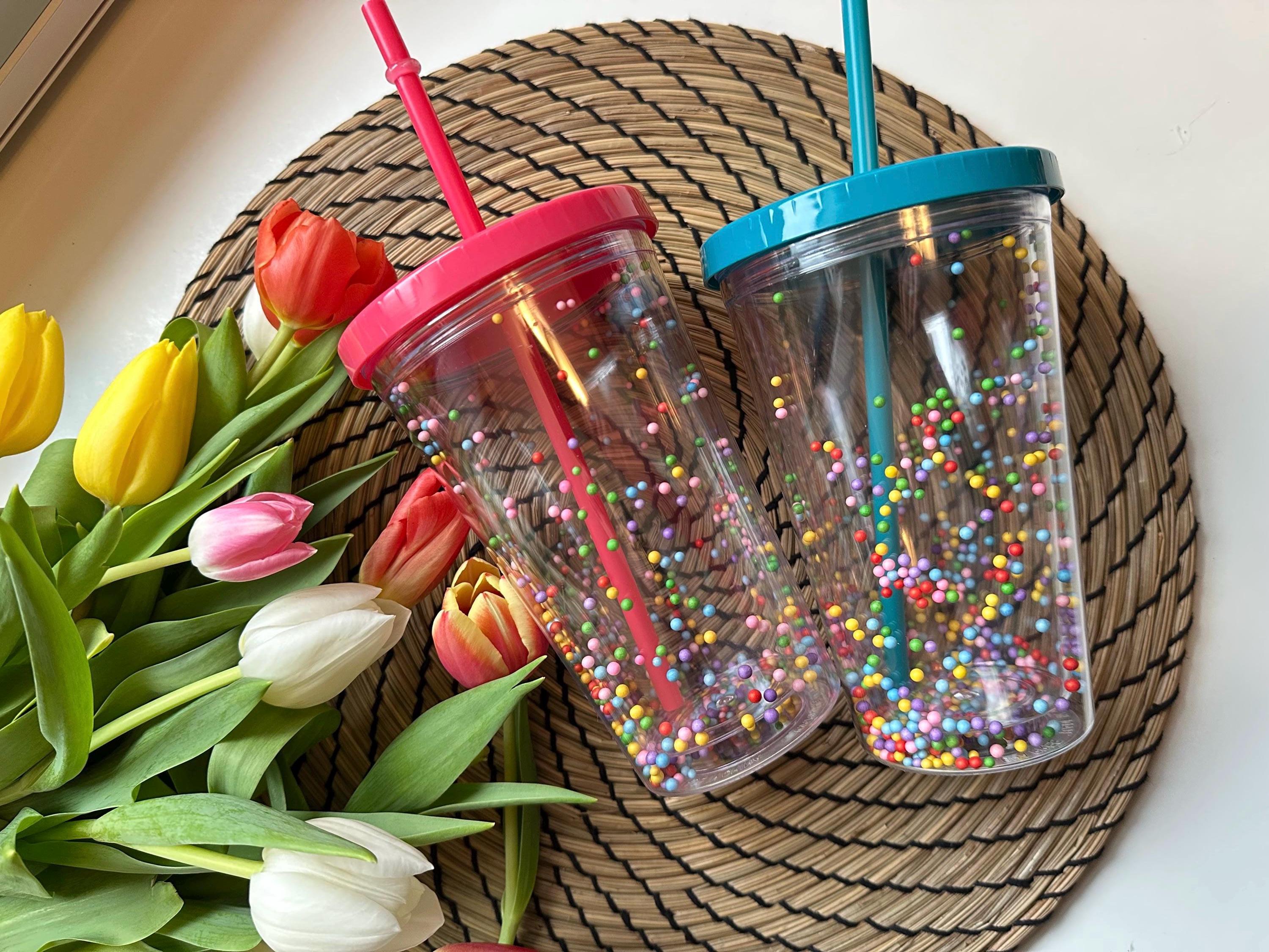 Personalisierter Glitzerbecher mit Strohhalm – bunte Kugeln und Tierohren, 450ml/700ml, Geschenkidee für Kinder & Erwachsene