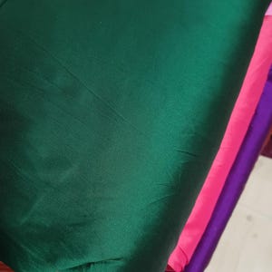 Dark Green Taffeta Fabric, Plain Taffeta Silk Fabric, Gown Fabric, Green Color Polyester Taffeta Fabric For Bridal Dresses By The Yards