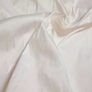 Ivory Taffeta Fabric, Plain Taffeta Silk Fabric, Gown Fabric, Ivory Color Polyester Taffeta Fabric For Bridal Dresses By The Yards