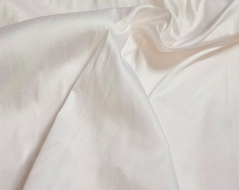 Elfenbeinfarbener Taftstoff, schlichter Taftseidenstoff, Kleiderstoff, elfenbeinfarbener Polyester-Taftstoff für Brautkleider durch die Meter