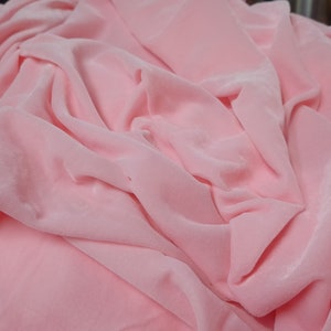 Beste Qualität Baby Pink Samt Stoff, Mode Seidensamt Stoff, Polyester Baby Pink Samt Stoff für Brautkleider Kleid durch die Yards