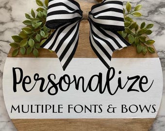 White Sign with Interchangeable Bow Teacher Door Hanger Teacher Door Sign Classroom door hanger Teacher gift Classroom sign