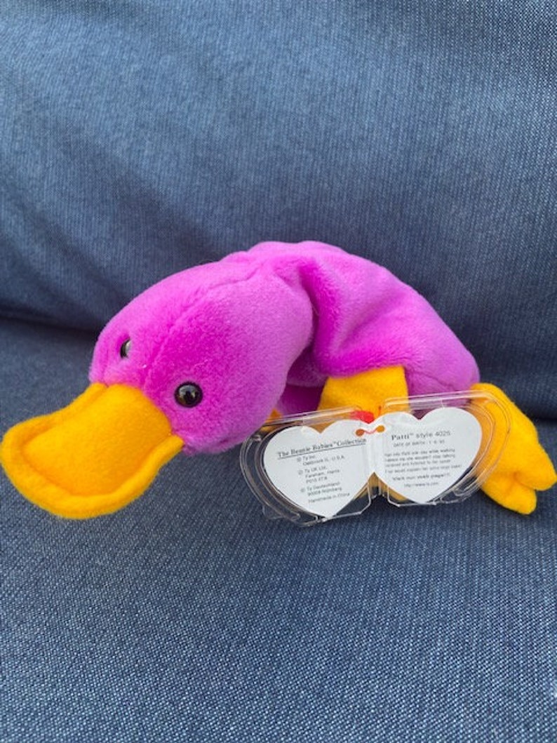 6 of the original 9 Beanie Babies Vintage Set Mint Condition W/ ERRORS