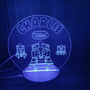 Transport Themed LED-Nachtlicht - wird vollständig personalisiert geliefert. Einzigartige Geschenkidee