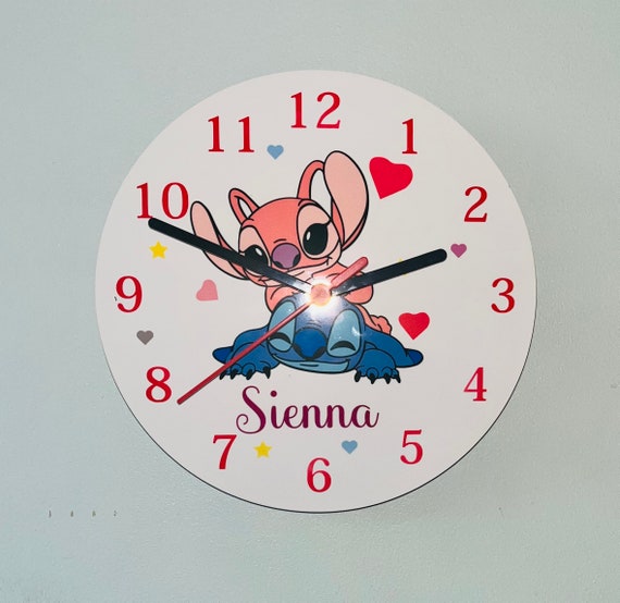 Orologio da parete personalizzato Stitch Design. Su ordinazione. -   Italia