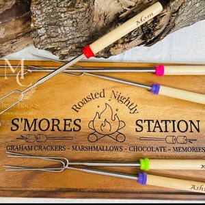 S&#39;mores SVG, S&#39;mores Station SVG, S&#39;mores Sticks SVG, Family S&#39;mores Night Svg, Camping Svg, Marshmallow Svg, Campfire Svg.