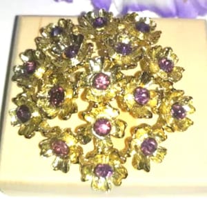 Vintage Rhinestone Flower Brooch: Amythest Stone, Gold Tone
