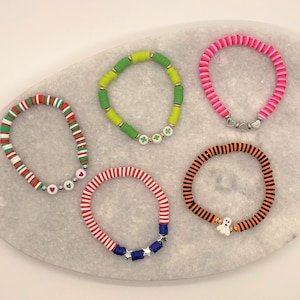 Holiday Bracelet Set/Heishi Bracelet/Handmade Bracelet/Birthday Gift/Clay Bead Bracelet/Stacking Bracelet/Party Favor/Stocking Stuffer