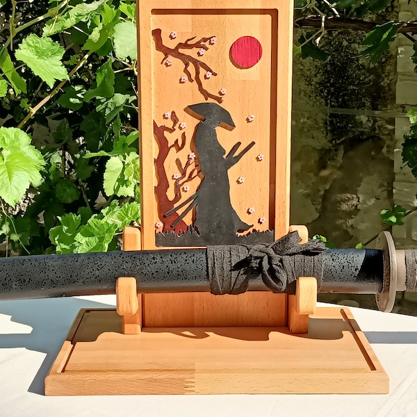 Customizable Wooden 1 layer Katana Stand with natural oil and veneer. FREE LASER ENGRAVE ***
