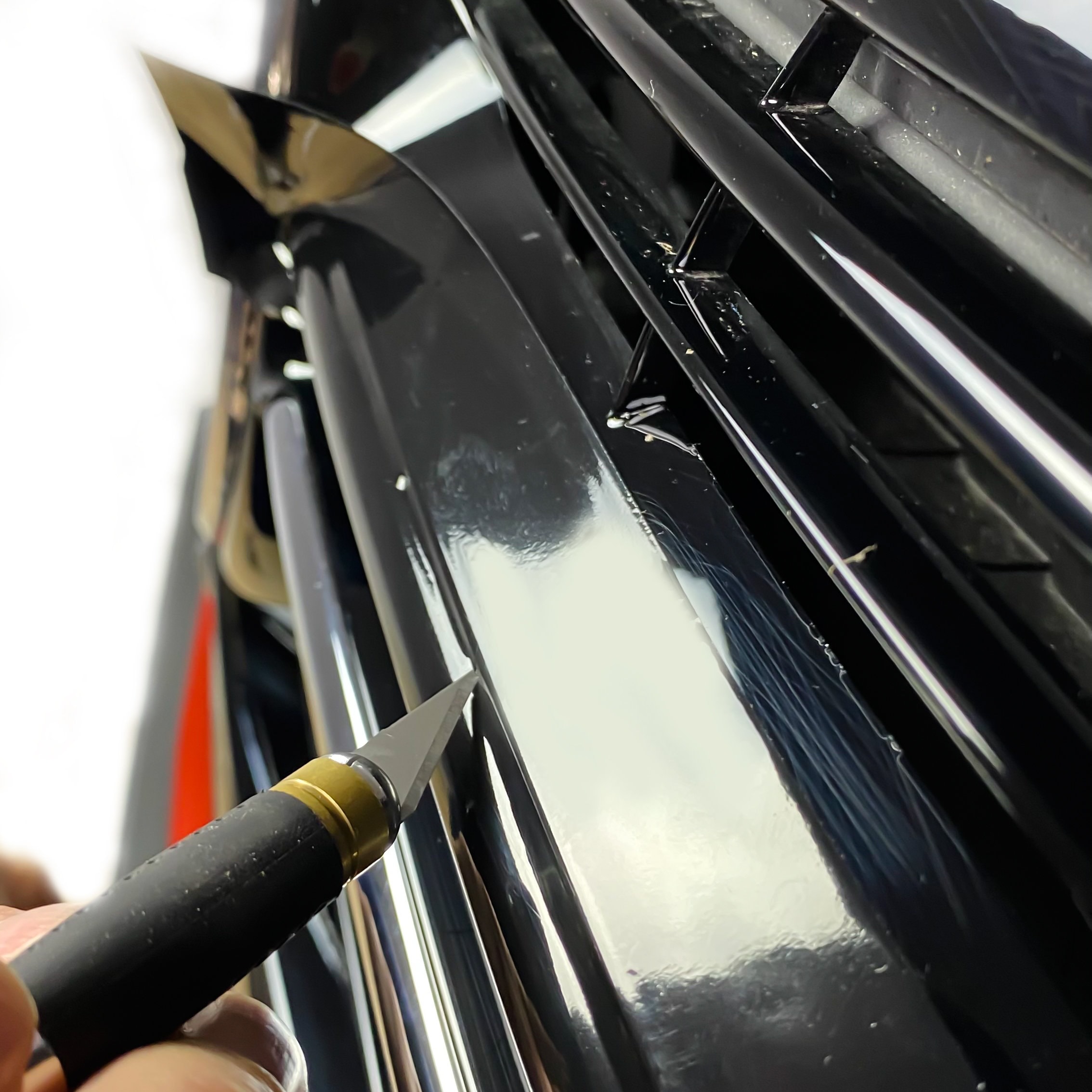 Black Grill Foil Car Trim for Foiling Car Chrome Strips Front Grill  Exterior Black Film Look Package Gloss Black Jet Black (9 cm x 10 m Length,  Matte Black) : : Automotive