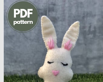 Easy Felt Bunny Pattern - Easter Crafts for Adults | Felt Rabbit Pattern | DIY Felt Easter Bunny Garland Decor | Hand Sewn Bunnies | PDF SVG