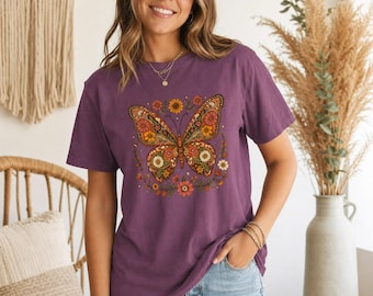 T-shirt Boho con stampa floreale e farfalle, colori comodi