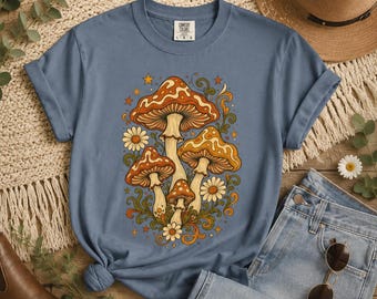 Maglietta retrò con funghi, t-shirt floreale in stile cottagecore in azzurro tenue