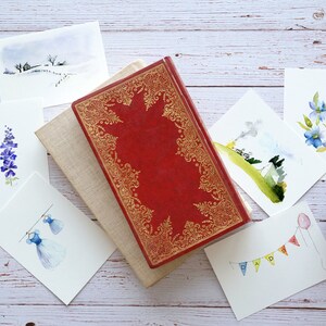 Divertente set di biglietti acquerellati fatti a mano per amici e familiari. Carini biglietti illustrati ad acquerello per i propri cari. Biglietto per la festa della mamma. Biglietto per la sorella.