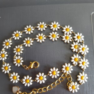 Gänseblümchen-Halskette, Blumenkette, vergoldet, Edelstahl, Geschenk für Sie, Gänseblümchen-Halsband, Kettenhalskette Bild 5
