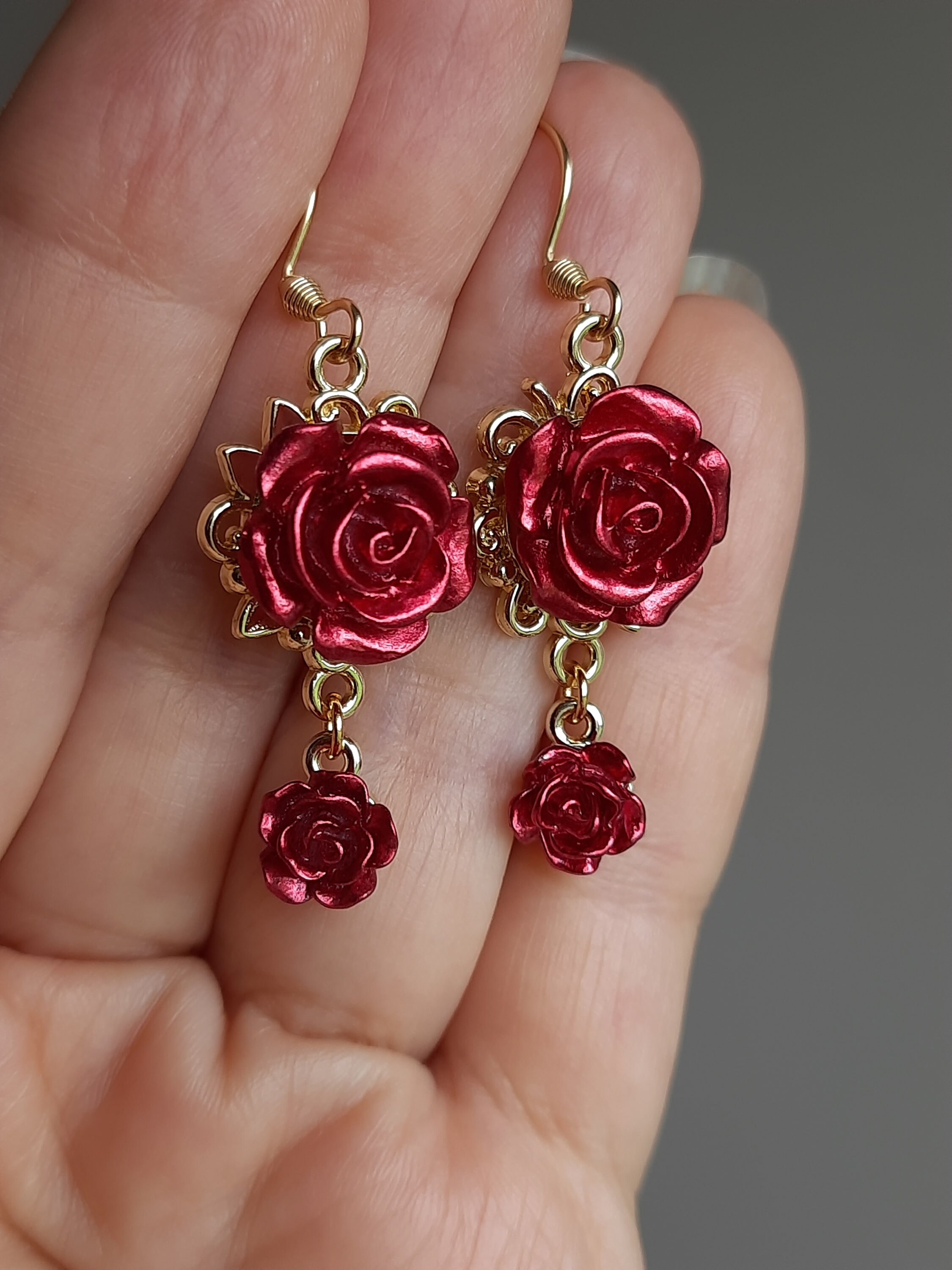 Dangle rose earrings discount