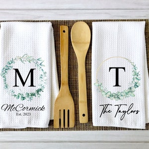 Personalized Kitchen Towel | Custom Tea Towel | Family Name Dish Towel | Kitchen Decor | Hand Towel | Housewarming Gift | Monogram Dishcloth