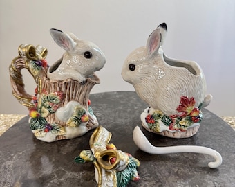 Vintage Fitz and Floyd Classics Snowy Woods bunny rabbit sugar bowl & creamer set