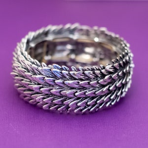 7 inch, Vintage Feather Shards Silver Tone Bracelet - Q41