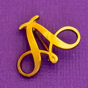 Broche de monograma con letra simbólica rellena de oro vintage - Q34