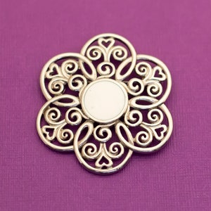 Vintage Floral White and Silver Tone Brooch by Trifari - Q4
