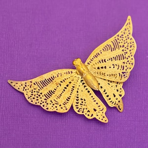 Vintage Art Nouveau Majestic Moth Gold Tone Brooch - Q29