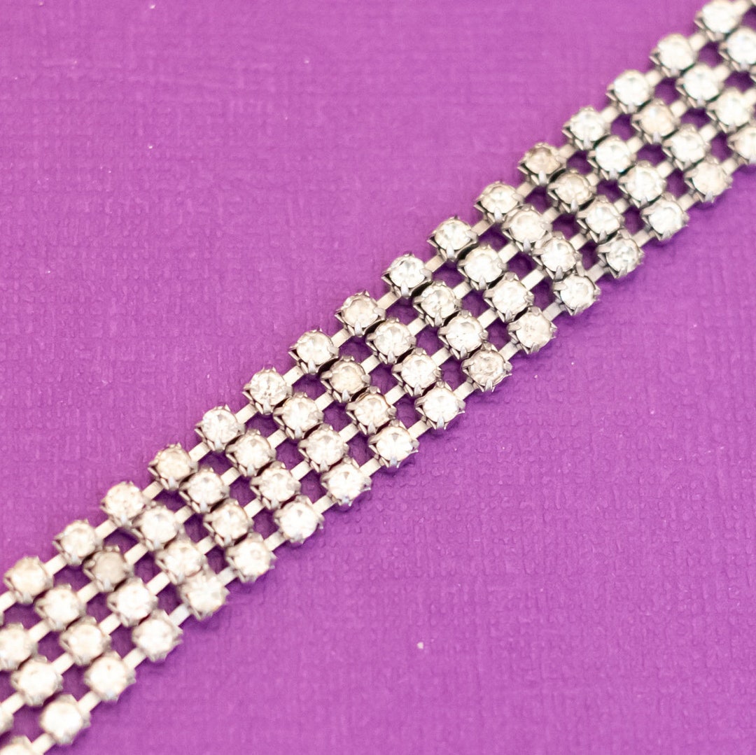 6 1/2 Inch, Vintage Colorless Gems Silver Tone Chain Link