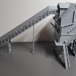 N Scale Coaling Tower building 1:160