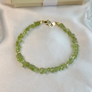 August Birthstone Peridot Crystal Bracelet - Natural Peridot Chip Beads