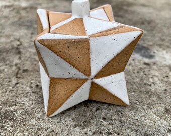 Boîte avec couvercle en céramique faite main pour bijoux/épices/thé/sel en vrac