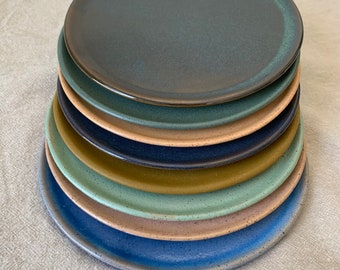 Handmade Modern Ceramic Stacking Plates, Appetizer/Dessert 7.5 in, Dinner 9.5 in