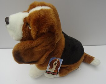 Elvis Presley's Musical Hound Dog Plush Yorkshire Co Vintage 1986 Stuffed Animal
