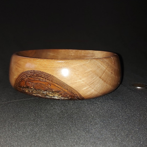 Artistic Wooden Bowl - Etsy