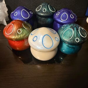 Mushroom Jar Holder