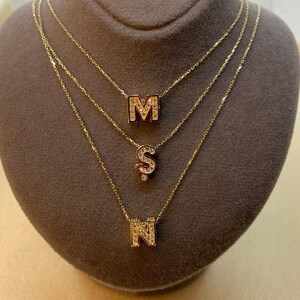 Collar con inicial de oro macizo de 14 quilates, collar con letra personalizada