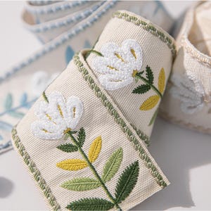 Embroidered Floral Ribbon, 3-Inch Wide Fabric Trim, Perfect for Curtain, Upholstery, Pillow, Trim By The Yard