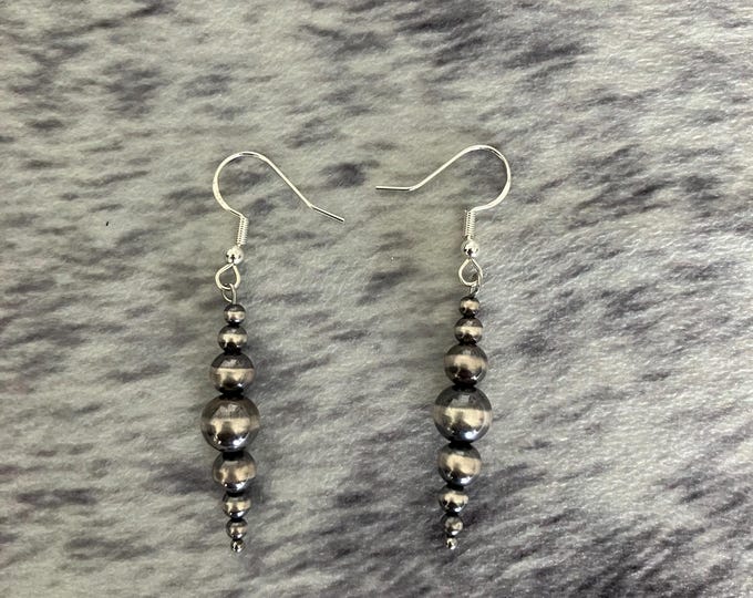 Graduated Pearl Earrings